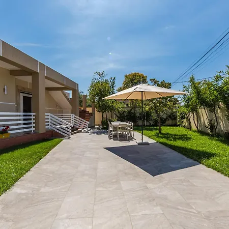 Oasis Paradise Pool Villa *